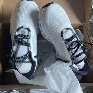 On Cloud Monster 8.5